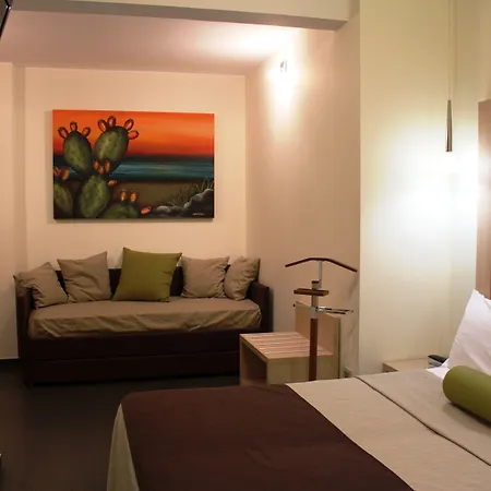 33 Baroni Ξενοδοχείο 4*